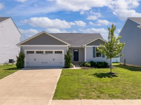 140 Wild Flower Dr, Elyria, OH 44035