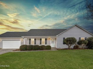 113 Airleigh Place, Richlands, NC 28574