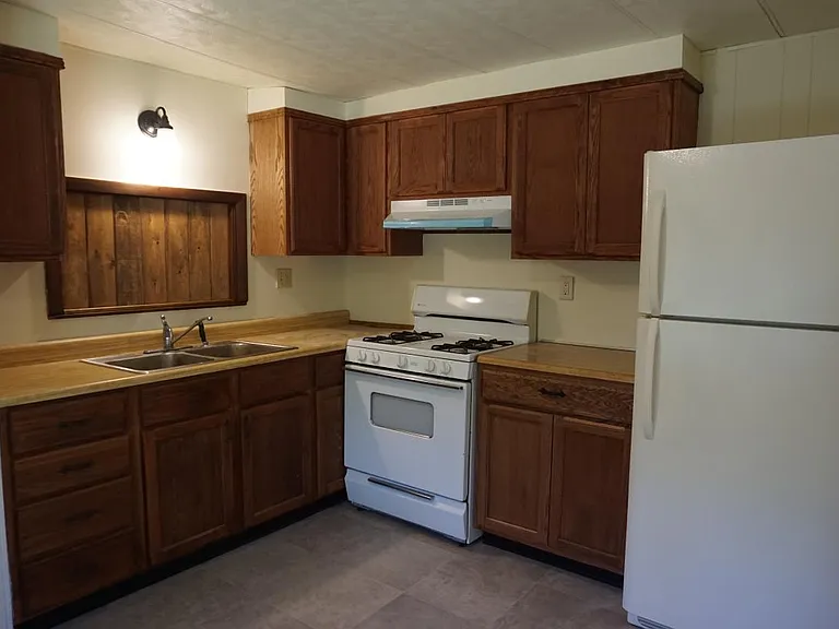 1101 Rolling Hills Rd — Photo 11