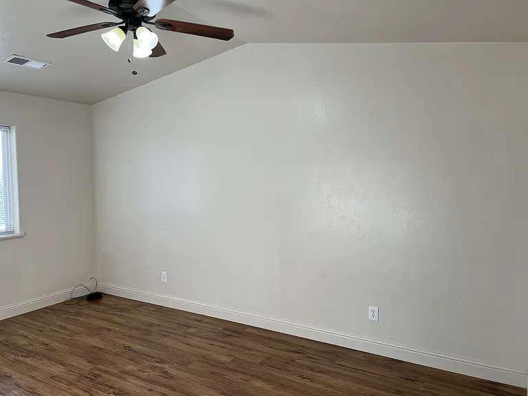 279 Country Club Pkwy — Photo 21