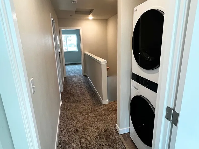9218 Conroy Pl NW — Photo 27