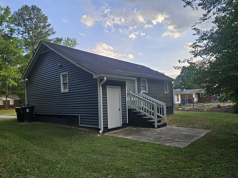 720 Gordon St — Photo 21
