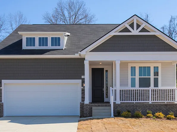 3044 Fernwood Ln, Columbia, TN 38401