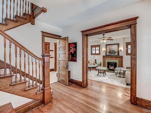 5th image of 914 N Clarkson St