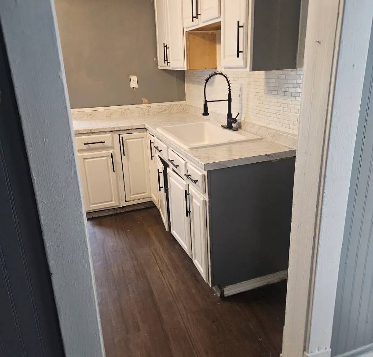 3 bed, 1053 sqft, $1,275 — Photo 2
