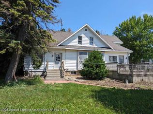 8855 S Ely Hwy, Middleton, MI 48856