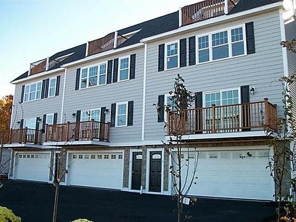 1st image of 597 Sea St #1