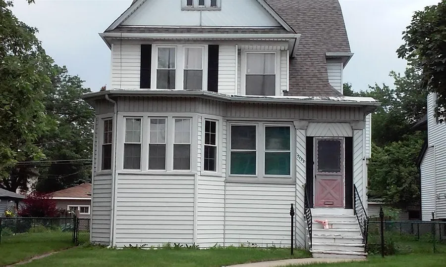 3433 Oak Park Ave photo 1