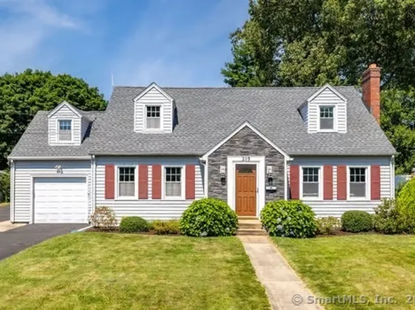 389 Parker Avenue South, Meriden, CT 06450