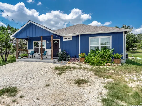 688 Stagecoach Trl., Spring Branch, TX 78070
