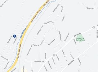 32 Hays St, Pleasantville, NY 10570