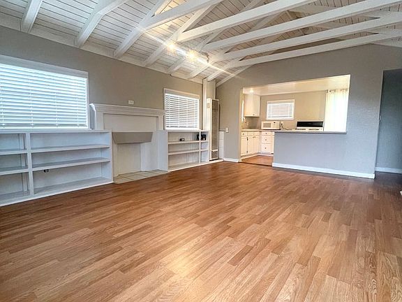 2nd image of 3651 Alabama St