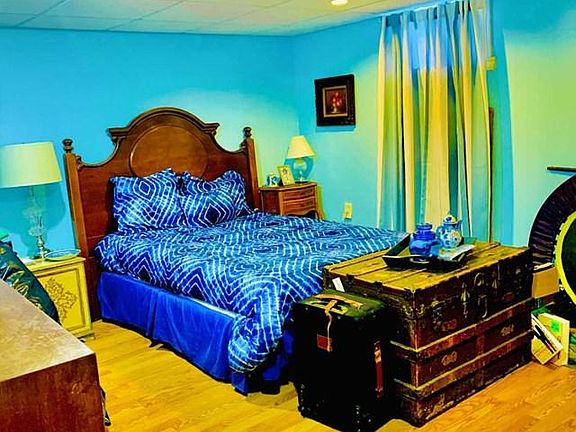 3rd image of 383 Lake St #385