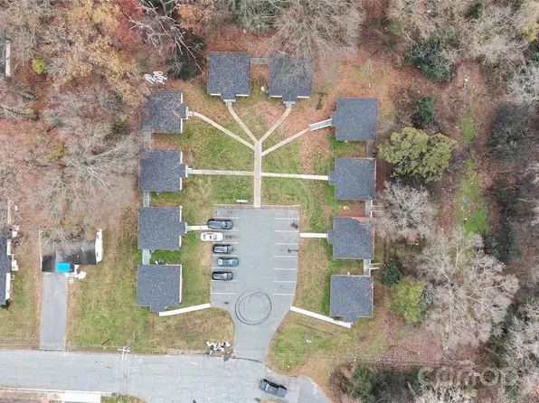 2439 Carmine St, Charlotte, NC 28206