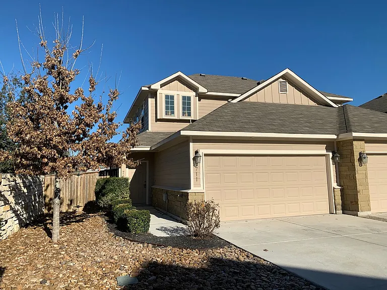 711 Gristmill Dr — Photo 1