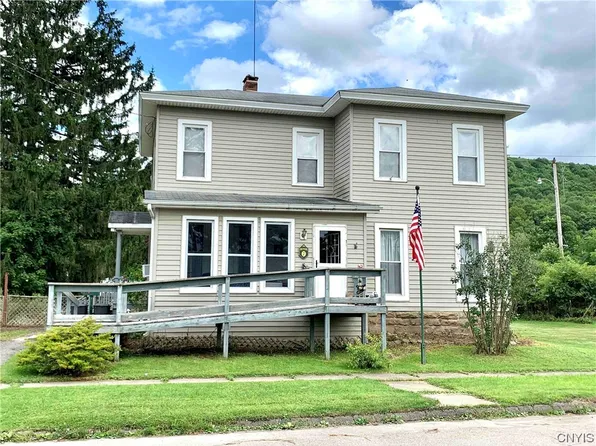 7 Bishop St, Cuba, NY 14727