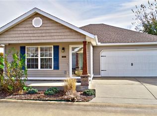 1150 S Craftsman St, Fayetteville, AR 72704