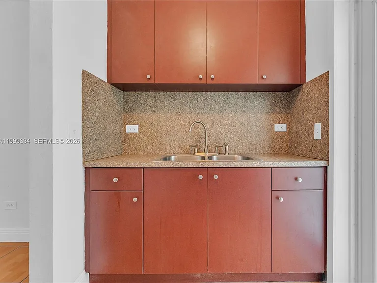 1730 NW 55th Ter #1730 — Photo 10
