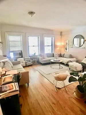 Rented by Mason Group LLC | media 9