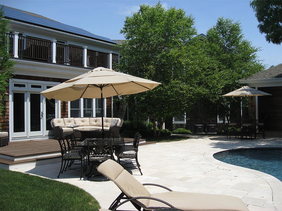 Beautiful Pool with cabana
