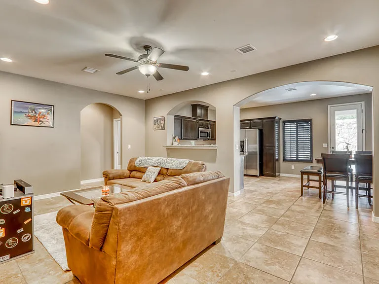 14311 E Cave Ave — Photo 7