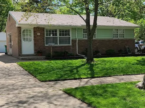 527 Rosemont Ave, Saline, MI 48176