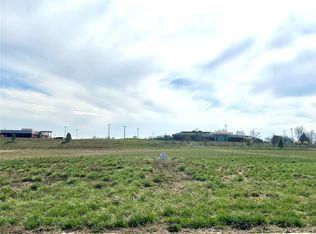 619 Legacy Dr, Waterloo, IL 62298