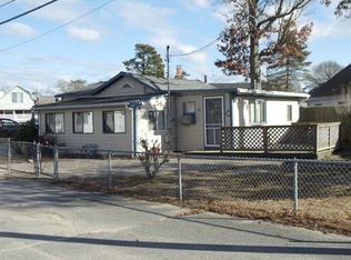 6 Columbia St, Wareham, MA 02571