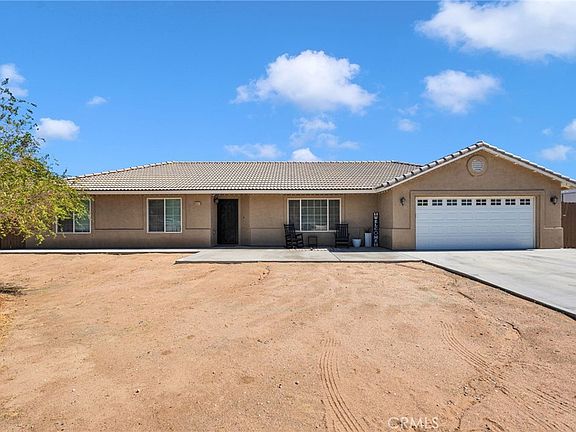 3rd image of 9357 Jacaranda Ave