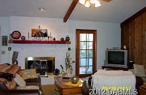 3rd image of 1406 Oak Forest Dr