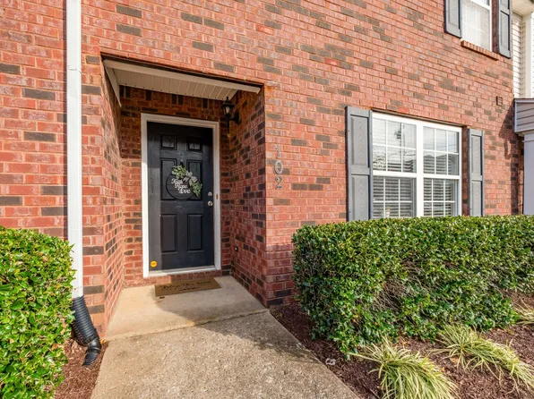 102 Wolverine Ct, Smyrna, TN 37167