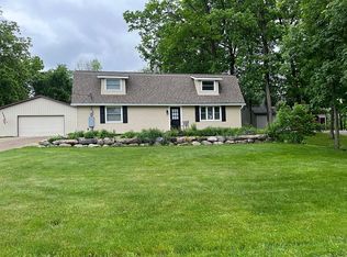 1405 Pratt Dr, Lapeer, MI 48446