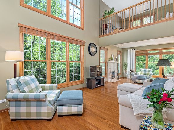 5th image of 1407 Whitespire Ct