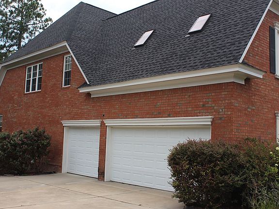 3rd image of 122 Bellelake Ct