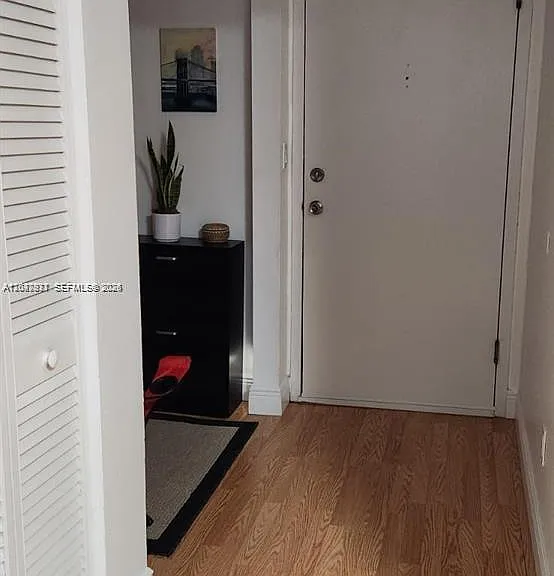 2000 NE 135th St #806 — Photo 10