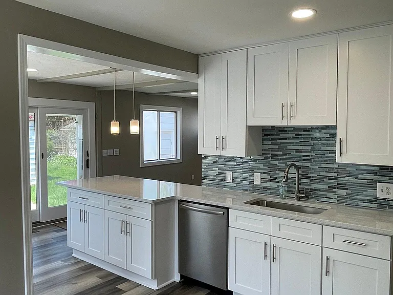 3625 Prairie Ave — Photo 7