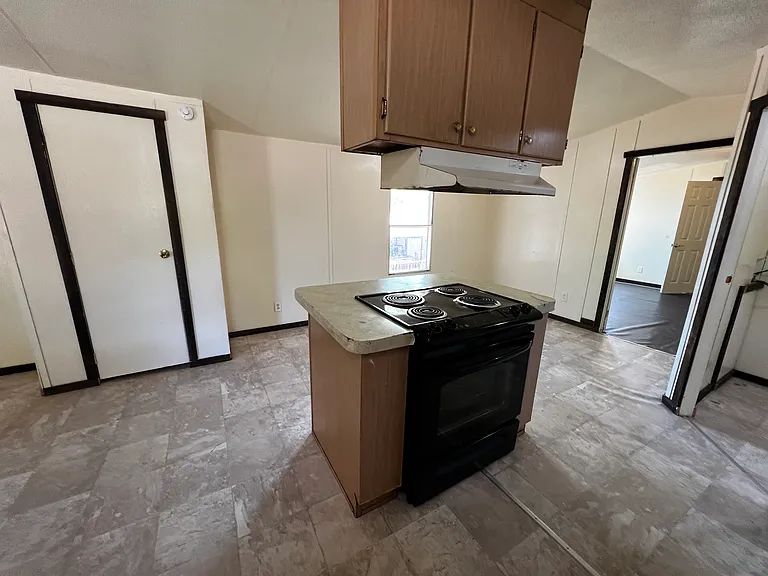 139 Redland Ranch Rd — Photo 3