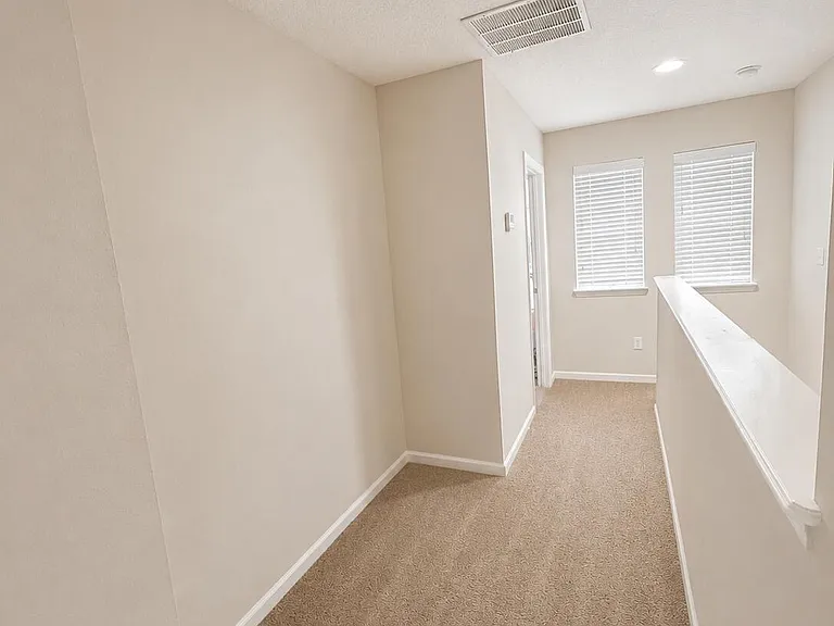3945 Buckthorne Dr #3 — Photo 17