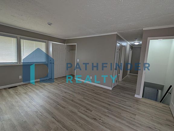 4th image of 2339 Westport Dr