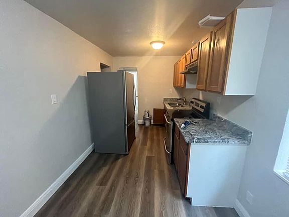 5th image of 807 NE 3rd St #811