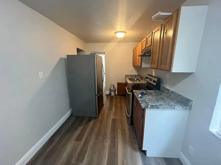 807 NE 3rd St #811 — Photo 5