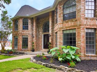 17719 Shadow Valley Dr, Spring, TX 77379