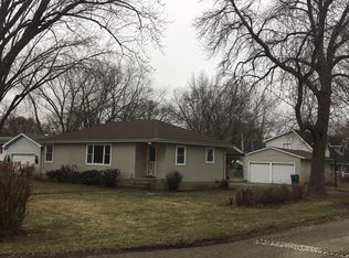 5118 Home Ave, McHenry, IL 60050