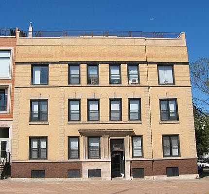 1st image of 1034 W Waveland Ave #1