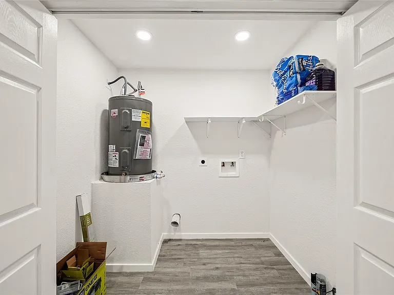 3214 Brea Crest St #A — Photo 11