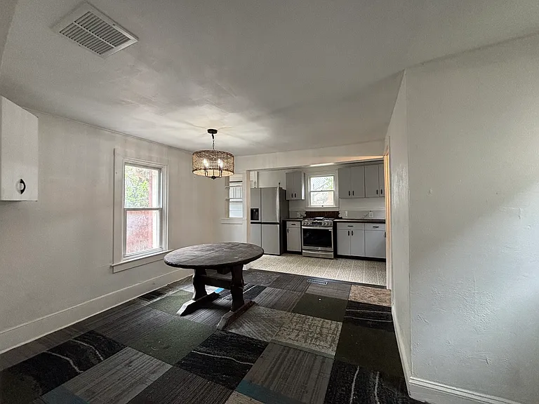 1 Easterly Pl — Photo 6