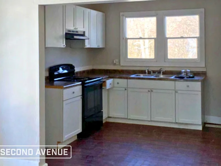 502 Lucier St — Photo 2