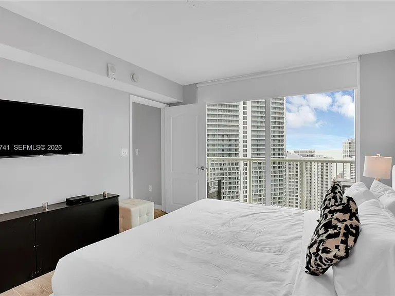 1200 Brickell Bay Dr #3515 — Photo 25