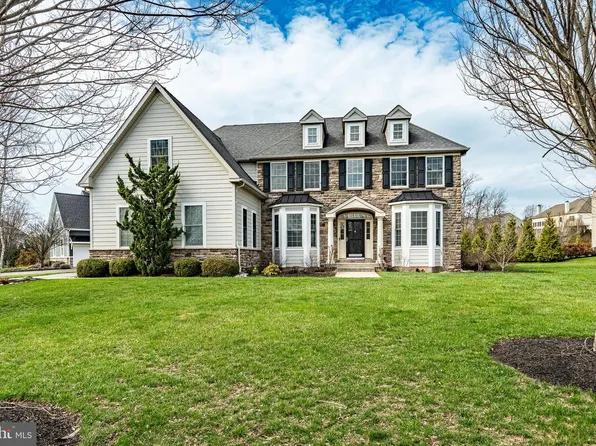 921 Putting Green Cir, Harleysville, PA 19438