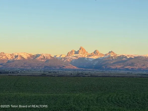 1 Boundless Sky Dr, Tetonia, ID 83452